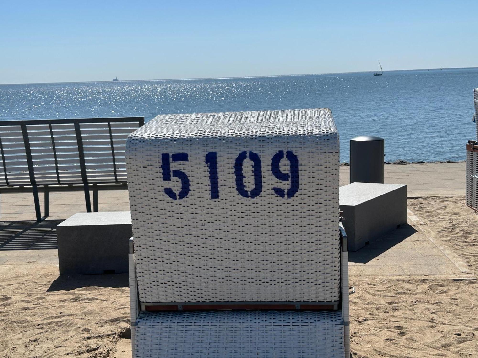 Ferienwohnung Ritthoff Perlebucht - Mit Strandkorb Am Meer Und Kostenloser Eintritt Ins Schwimmbad Büsum Exterior foto